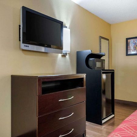 Econo Lodge Лексингтон Экстерьер фото