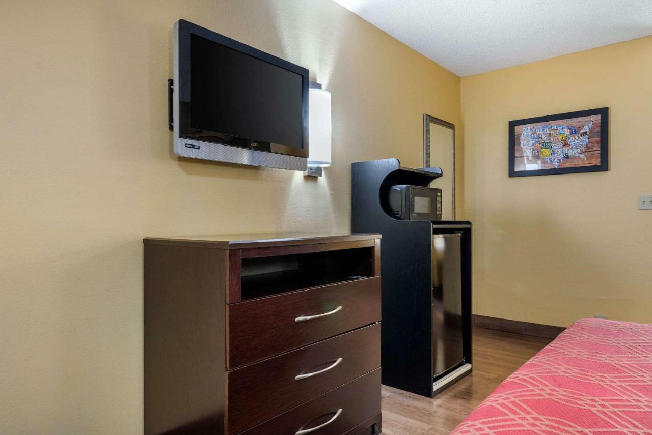 Econo Lodge Лексингтон Экстерьер фото